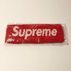 SUPREME  New Era Big Logo headband. (RED)